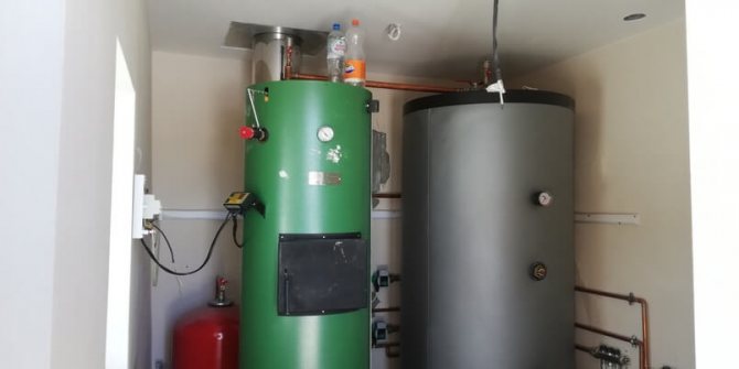 protection des chaudières à combustible solide contre la surchauffe avec un réservoir tampon